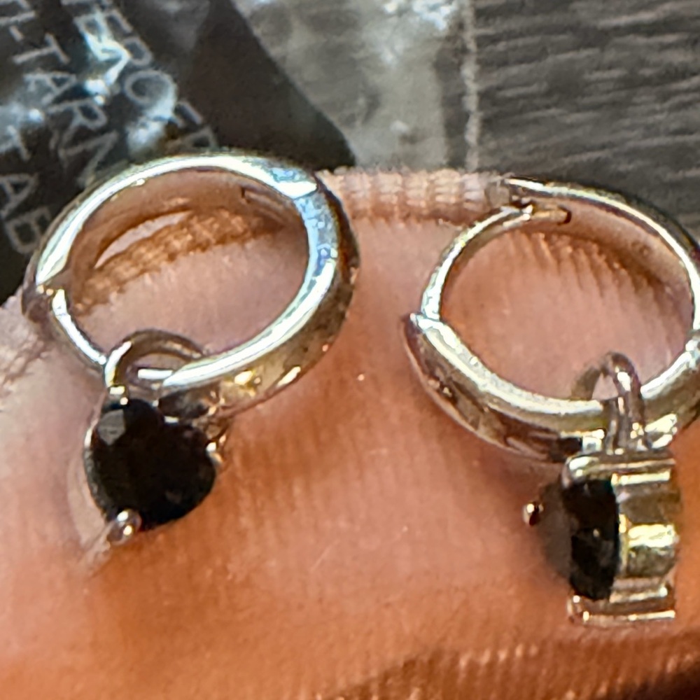 Sterling-Style Hoop Earrings with Black heart Stone Dangles NEW IN BOX